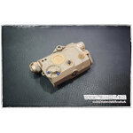 กล่องแบต PEQ15 เลเซอร์สีเขียว+ไฟฉาย+ฟังก์ชั่น IR + สวิทช์หางหนู สี DEดิดราง (ปรับเลเซอร์ได้)