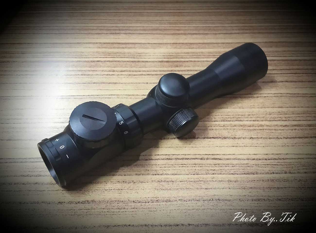 กล้องสโคป ขนาด 2-6x23EC (4x32) มีไฟ ซูม 6เท่า ปรับใน กระทัดรัดดีครับ