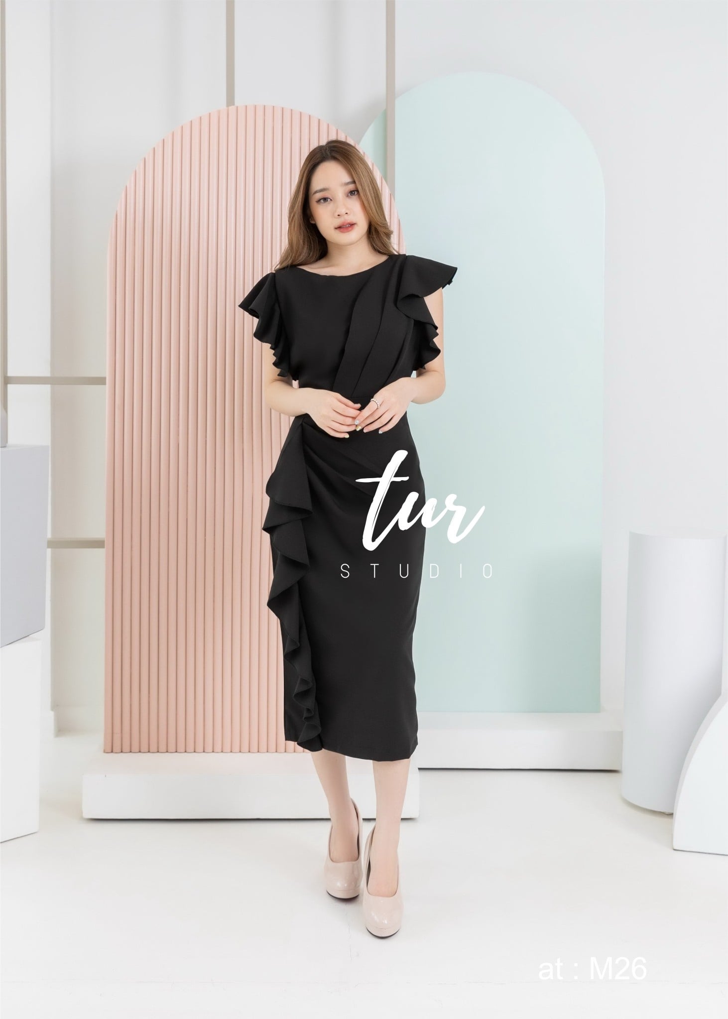 ชุดดำ เดรสสีดำทรงคุณหนู แพทเทินดี M L Xl
