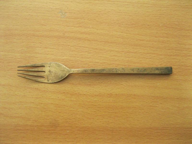 ส้อมทองเหลือง ด้ามเหลี่ยม (4330)