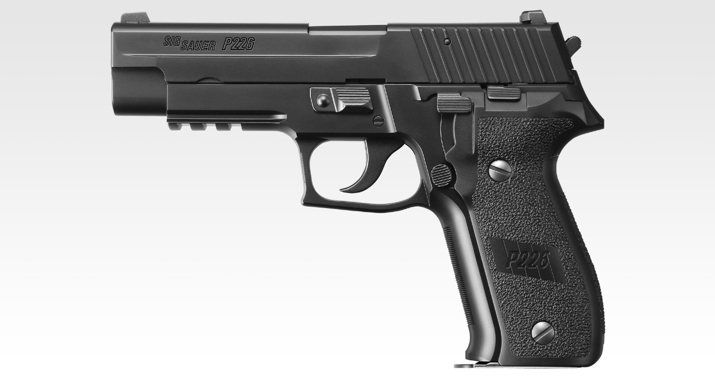 SIG SAUER P226 Rail สีดำ จากญี่ปุ่นแท้ Tokyo Marui ระบบเซมิ สไลด์พลาสติก