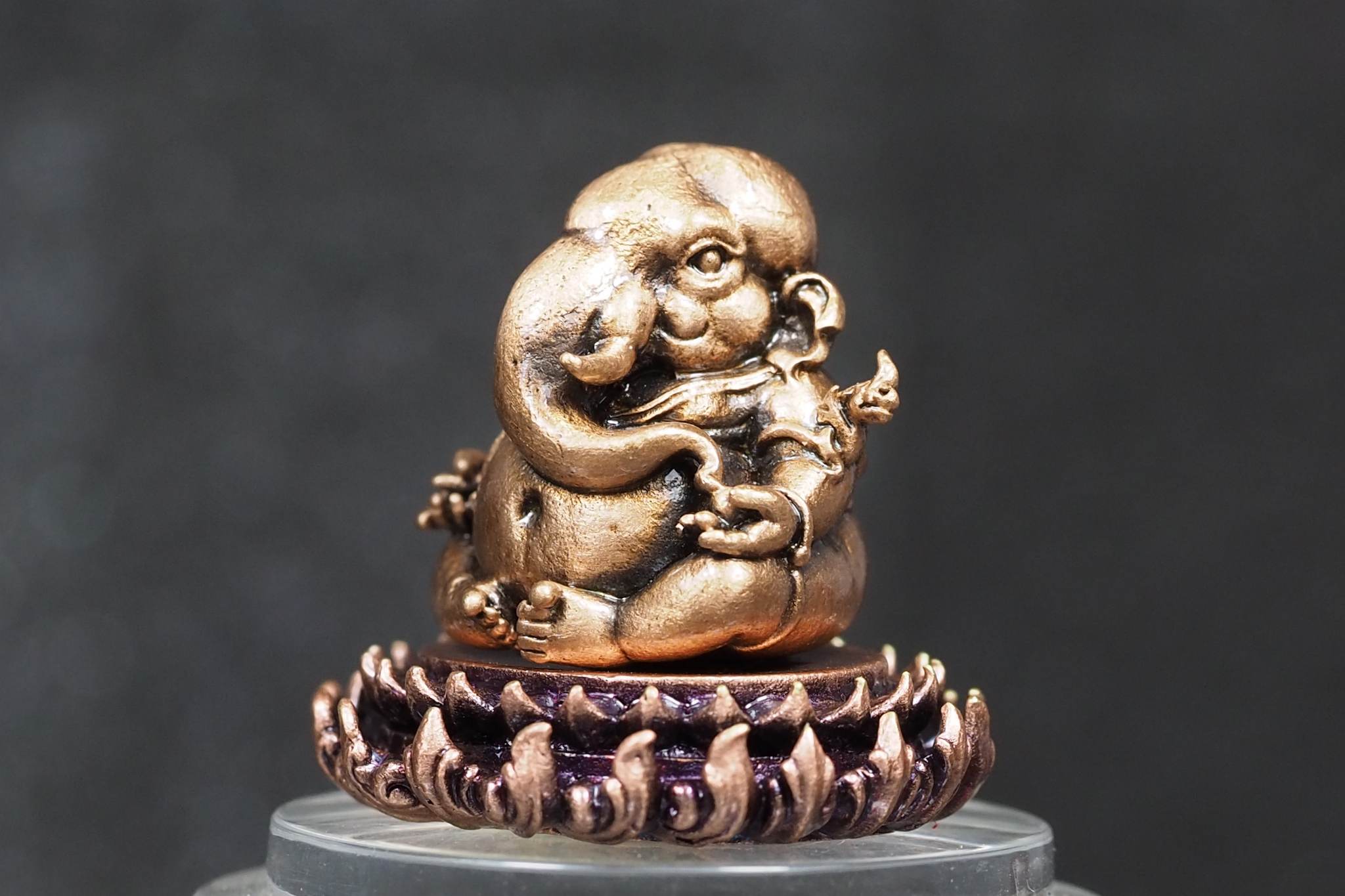 พระพิฆเนศประทับบนฐานบัว รุ่นสร้างโบสถ์ เนื้อสำริดซาติน