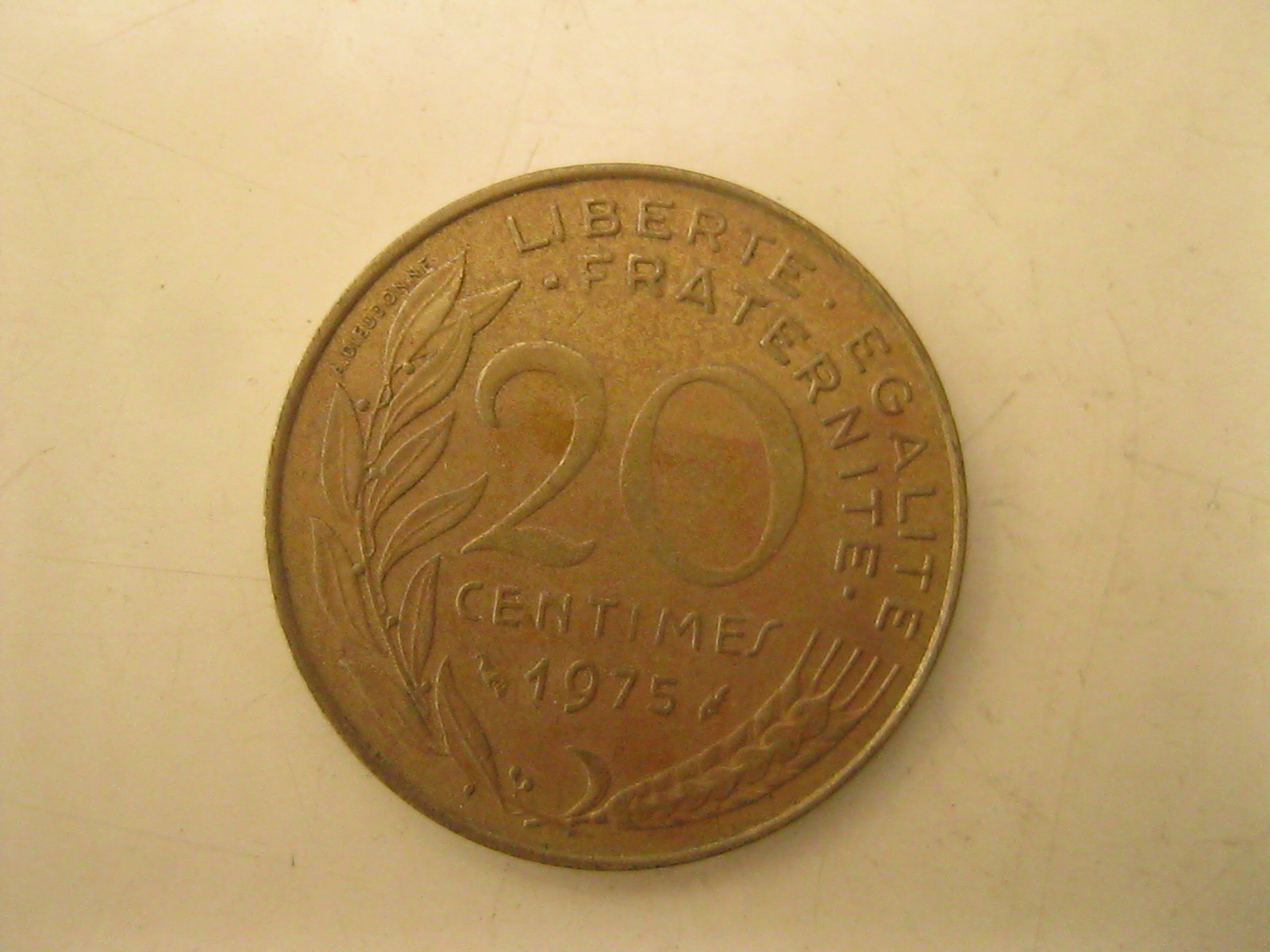 เหรียญต่างประเทศ เหรียญสะสม ปี1975 (3499)