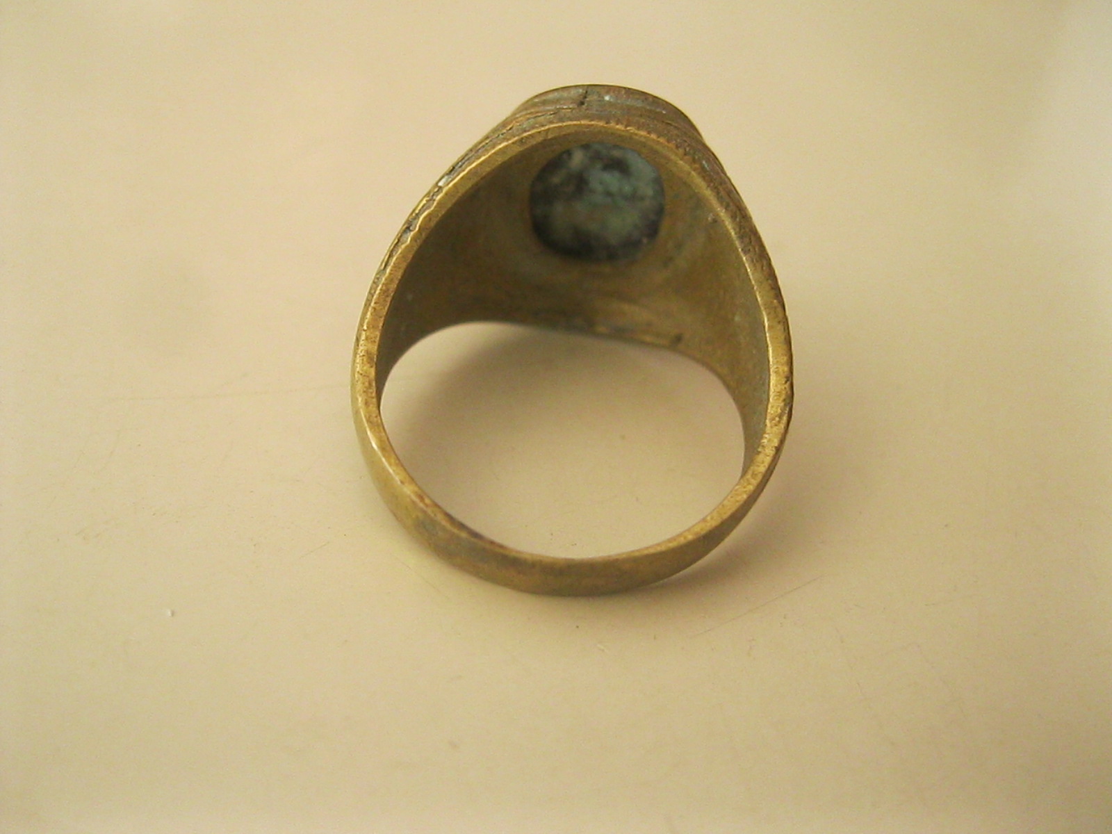 แหวนหลวงพ่อทบ วัดชนแดน (รหัส1917)