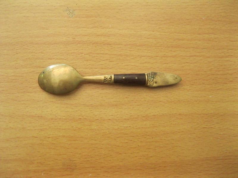 ช้อนทองเหลือง เทพพนม (4315)