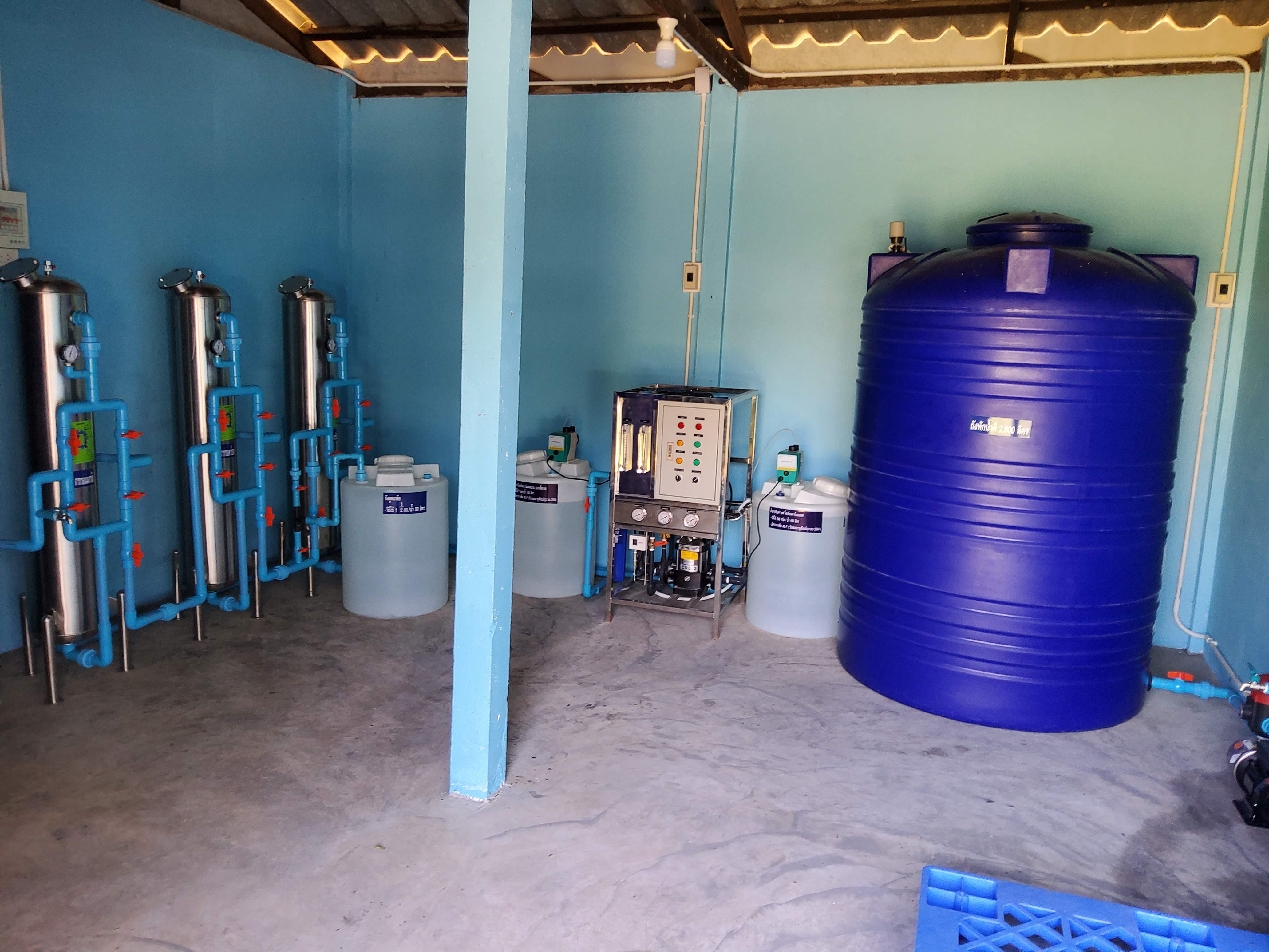 รับติดตั้งโรงงานน้ำดื่มอาร์โอ6คิวพร้อมอุปกรณ์การติดตั้ง