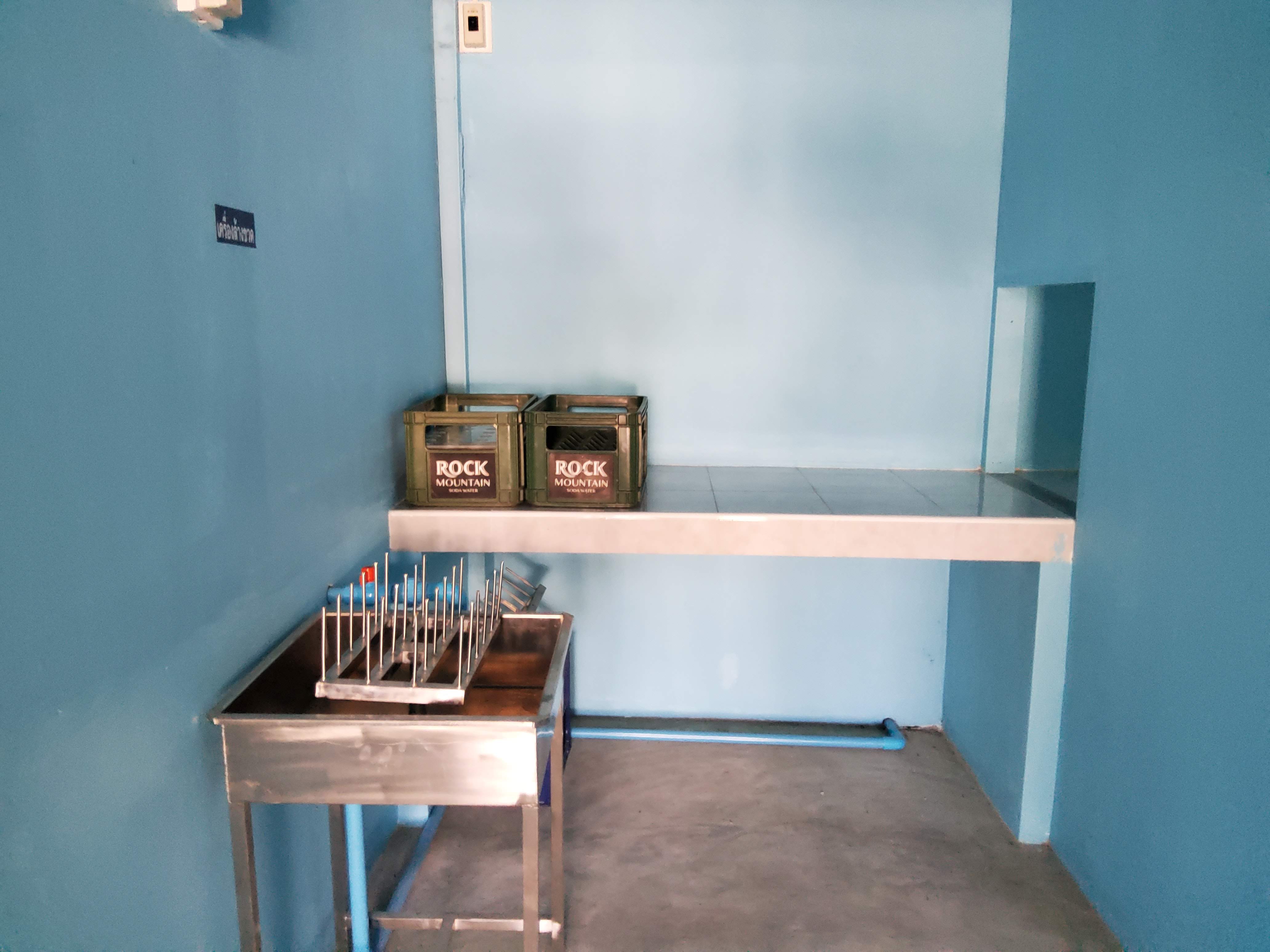 รับติดตั้งโรงงานน้ำดื่มอาร์โอ6คิวพร้อมอุปกรณ์การติดตั้ง