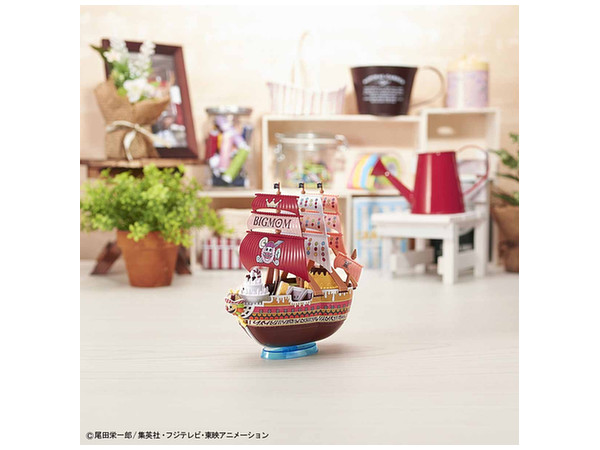 One Piece: Grand Ship Collection Queen Mama Chanter by Bandai แมวทอง