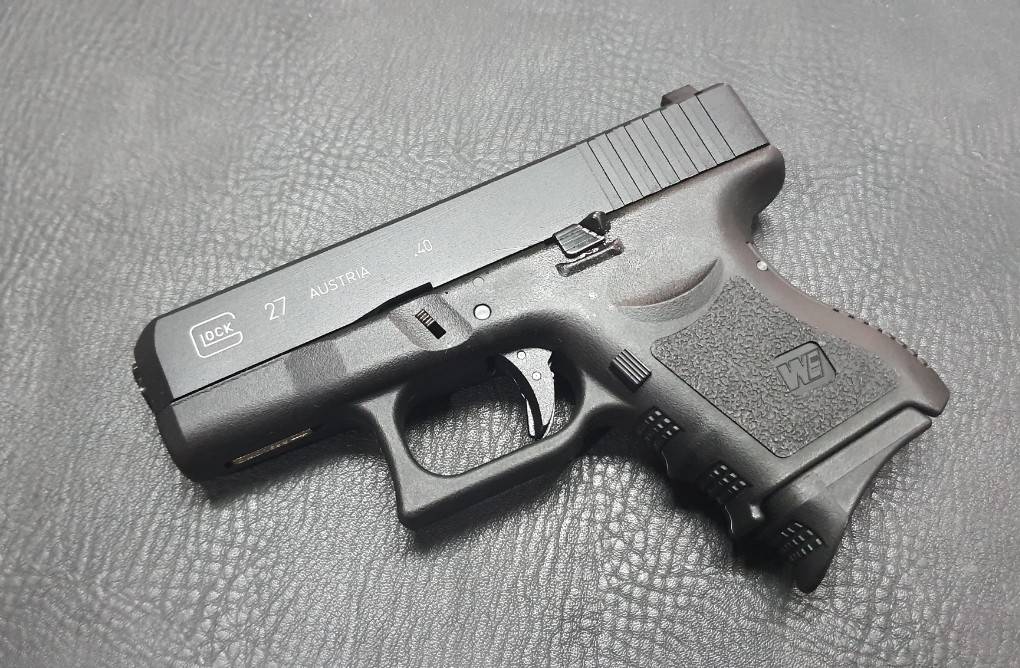 ปืนอัดลม(ปืนระบบแก๊ส) รุ่น Glock 26 Semi Gen3 ของ WE สไลด์เหล็ก (G27)