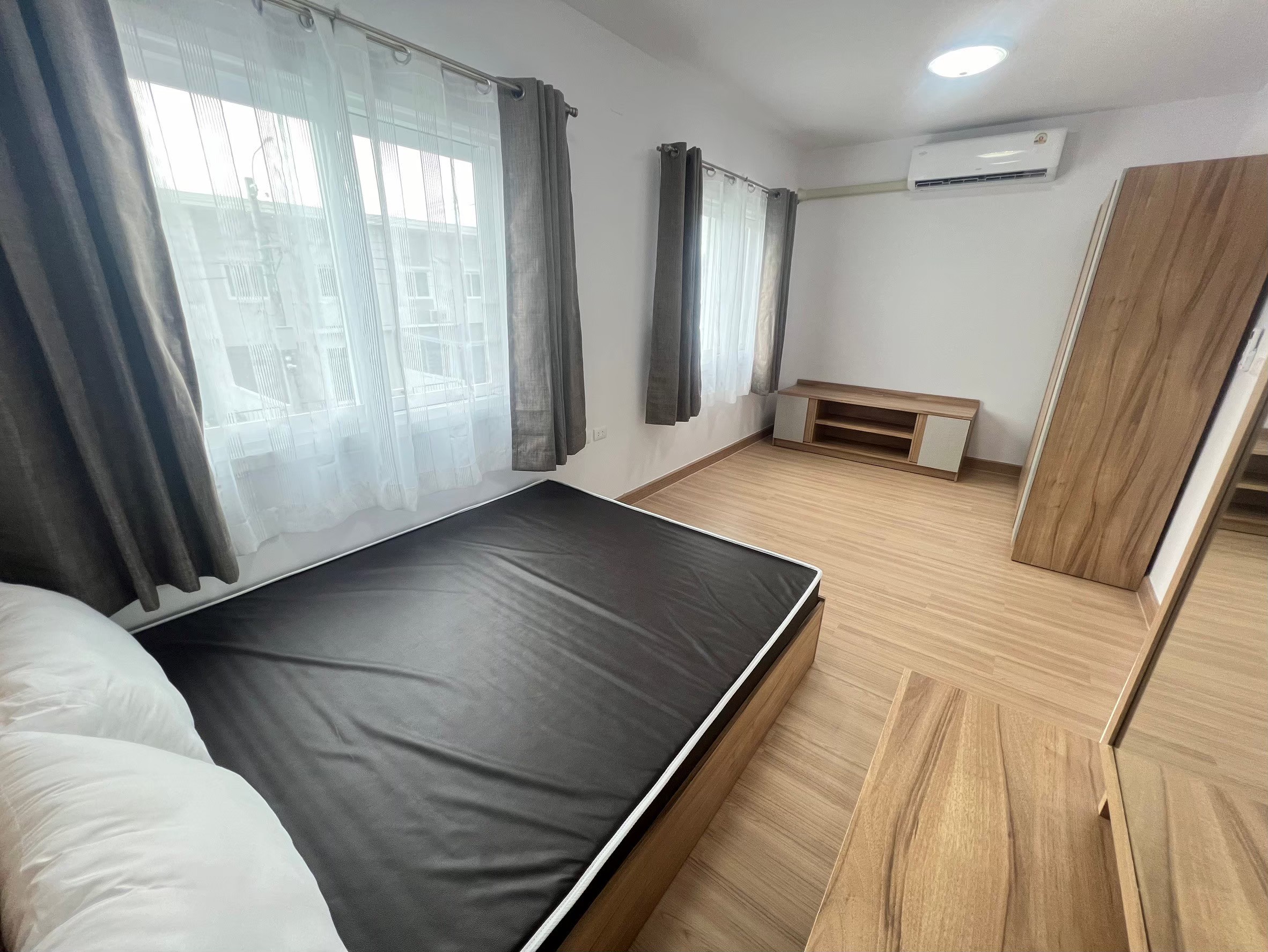 ให้เช่าบ้าน หมู่บ้านคุณาลัย บีกินส์2 ถนนบ้านกล้วย-ไทรน้อย (รหัสทรัพย์ KB222152)