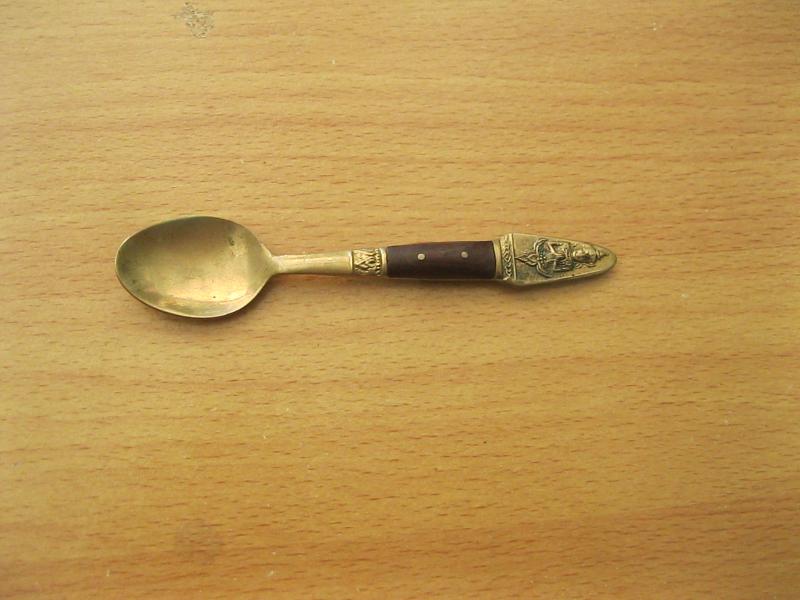 ช้อนทองเหลือง เทพพนม (4315)