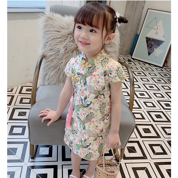 [ส่งจาก กทม] เดรสเด็กผู้หญิง กี่เพ้า เดรสแดง ชุดตรุษจีนเด็ก มี 2 สี แดง เขียว