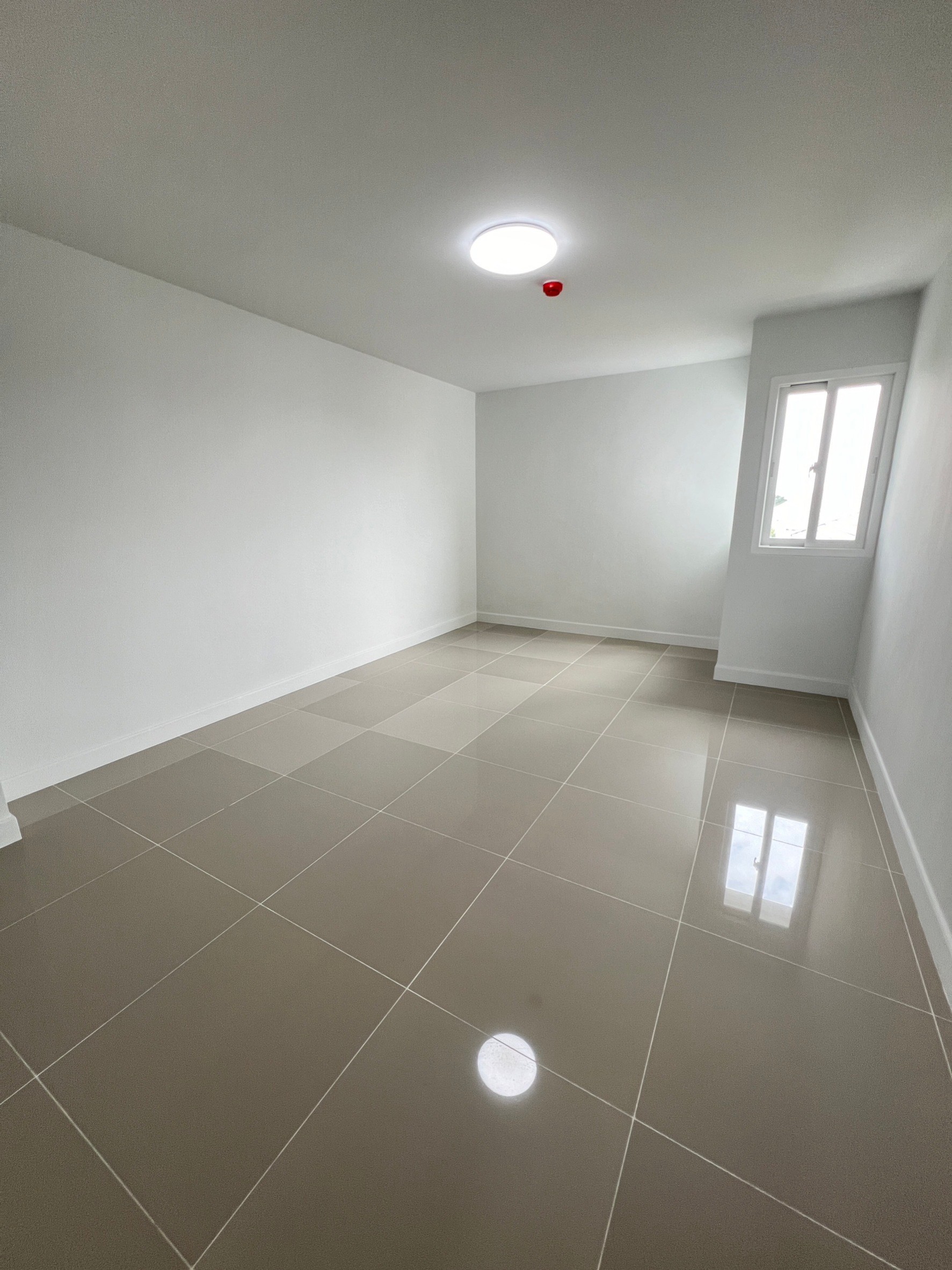 ให้เช่าบ้าน คุณาลัย เวสต์เกท ถนนบ้านกล้วย-ไทรน้อย (รหัสทรัพย์ KC212249)