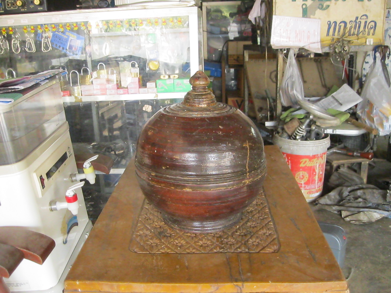 หม้อไม้โบราณ ใส่ของเครื่องใช้ (4530)