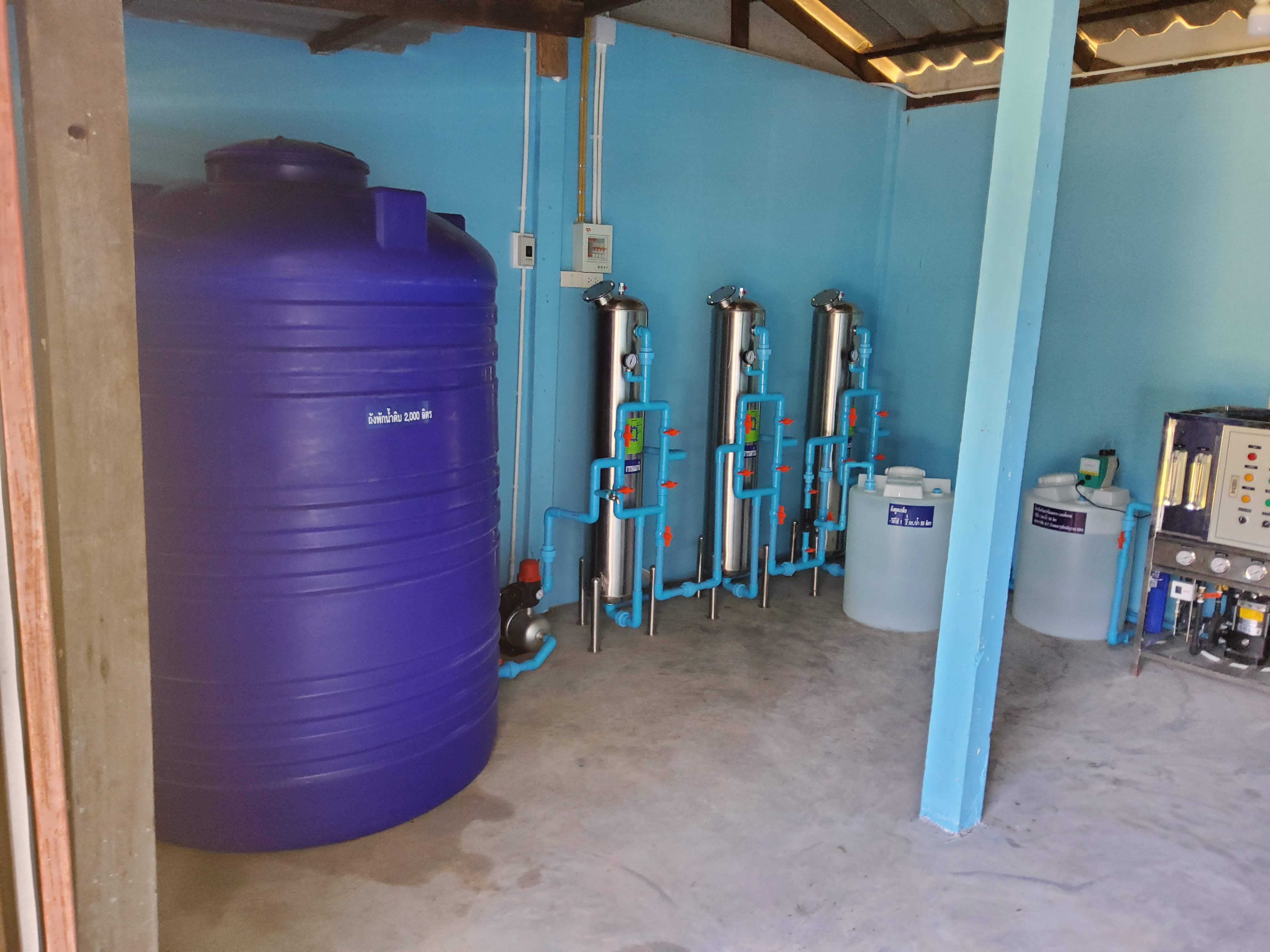 รับติดตั้งโรงงานน้ำดื่มอาร์โอ6คิวพร้อมอุปกรณ์การติดตั้ง