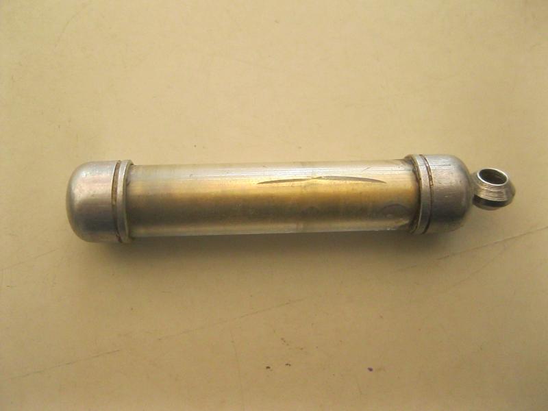 ตะกรุด ยาว1นิ้วครึ่ง (รหัส1932)