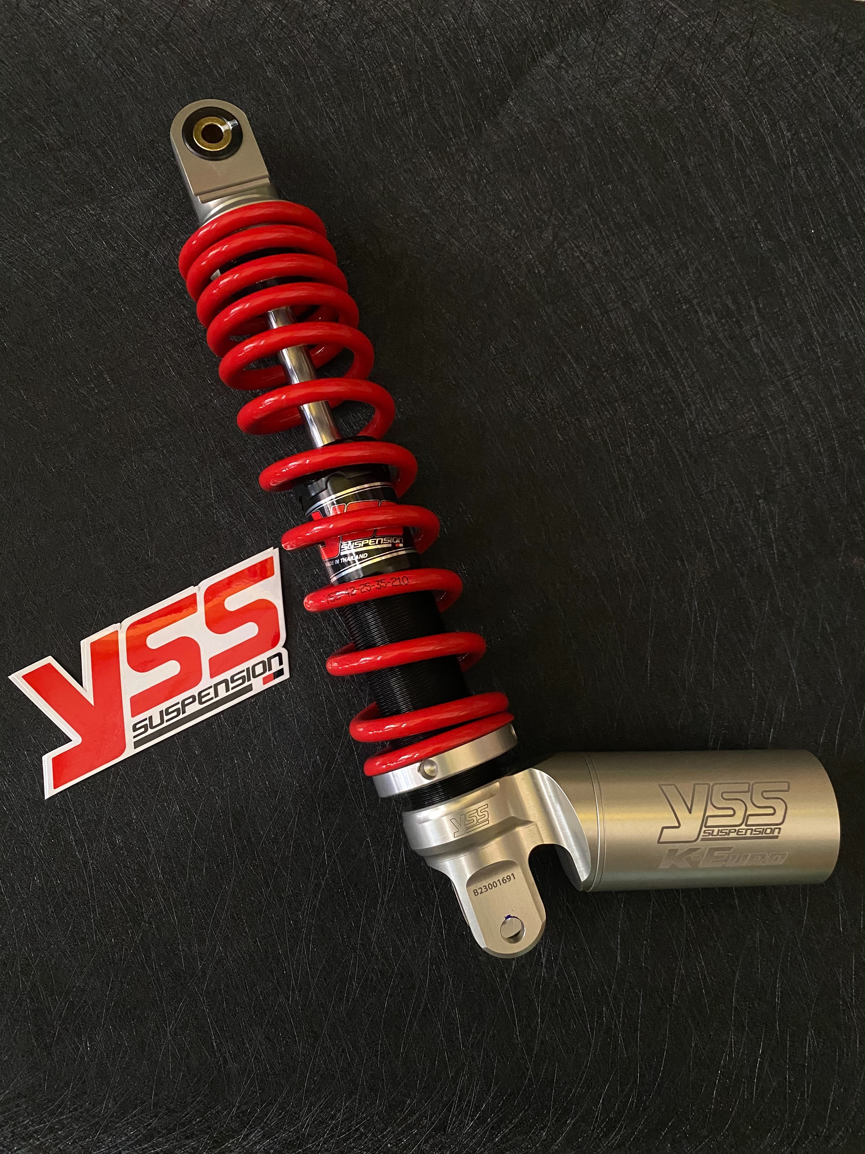 โช๊ค yss แท้จากโรงงาน มีรับประกัน K EURO Grand Filano 315T กระบอกล่าง โช๊ค yss โช๊คyss YSS โช๊คหลังแต่ง (แก๊สแท้) yssGrandFilano / โช้คGrandFilano โช๊คGrandFilano โช้คyss