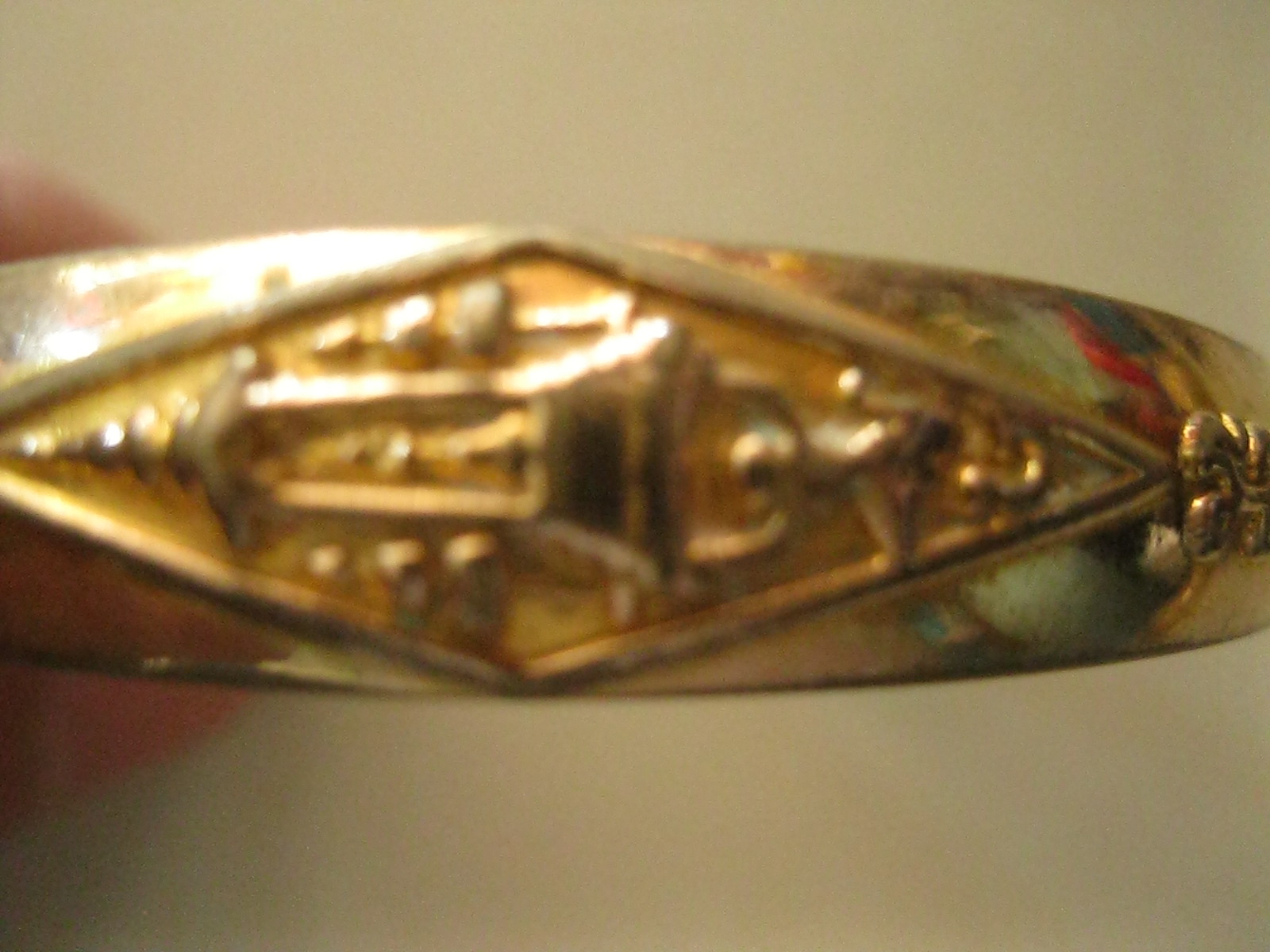 กำไลอกเลาวิหารพระพุทธชินราช จ.พิษณุโลก (รหัส1937)