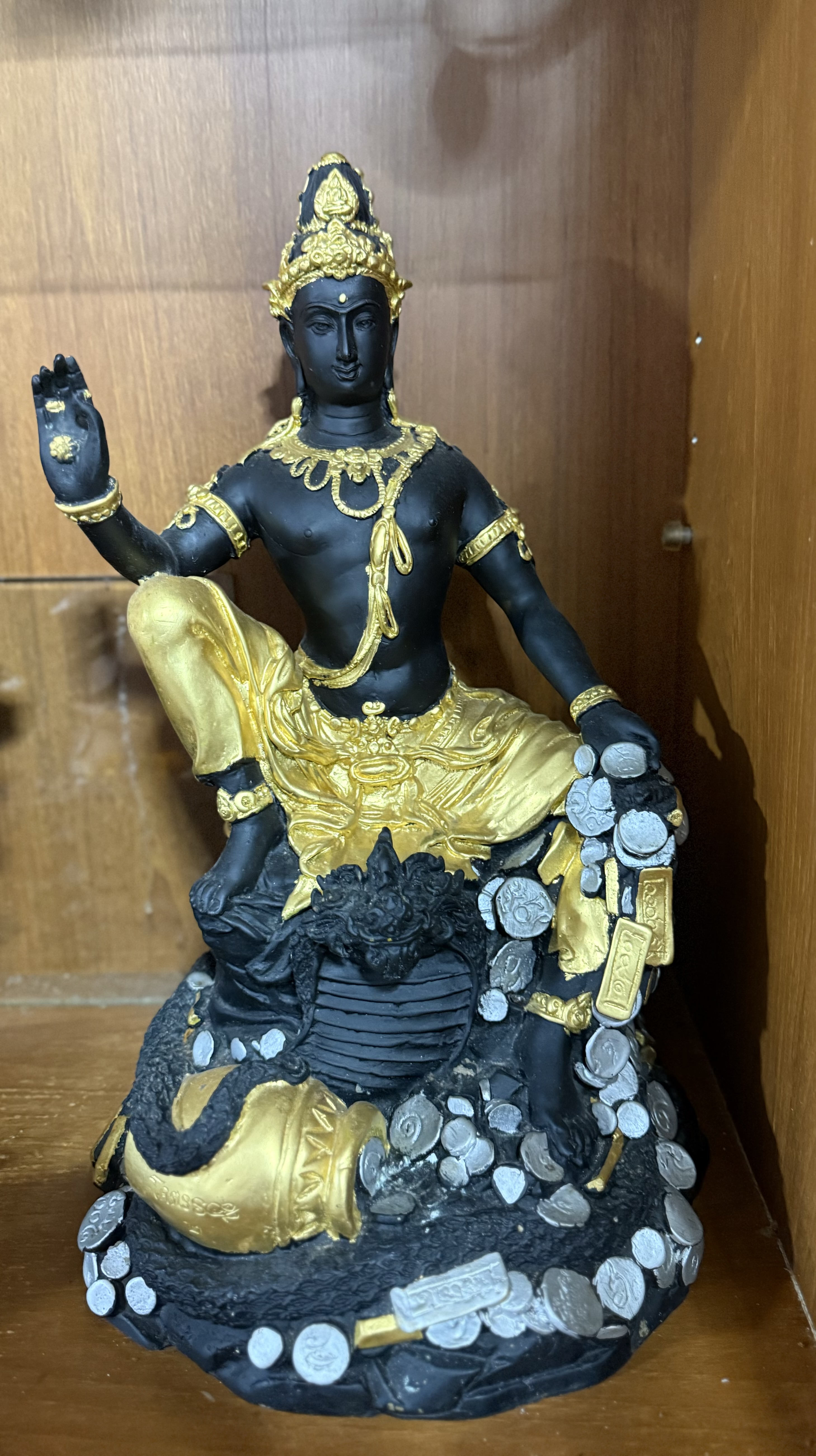 จตุคาม รามเทพ รุ่นโครตรวย พระบูชา ปางประทานเงินประทานทอง ขนาด19x11นิ้ว เนื้อปิดทอง2K หมายเลข2