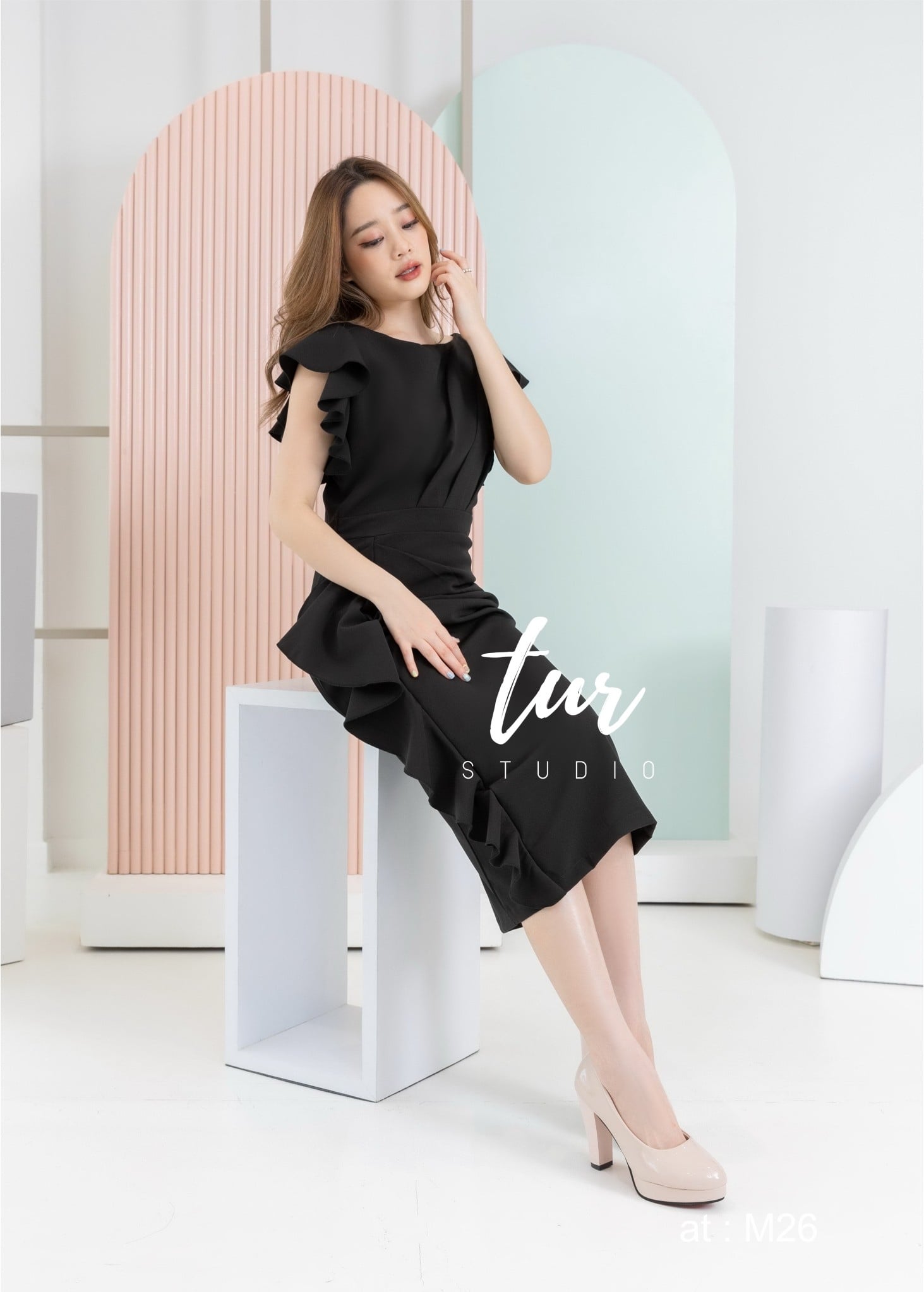 ชุดดำ เดรสสีดำทรงคุณหนู แพทเทินดี M L Xl