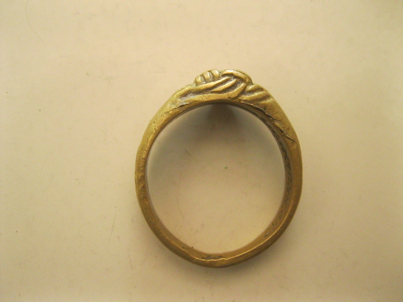 แหวนตะกร้อ หลวงพ่อขวัญ แหวนทองเหลือง (รหัส1923)