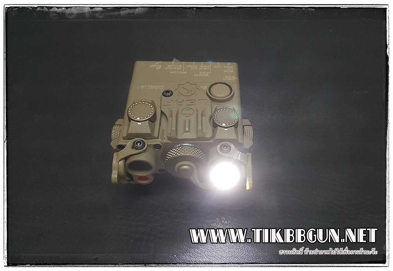 กล่องเลเซอร์ชี้เป้า+ไฟฉาย DBAL-A2 เลเซอร์แสงสีแดง+สวิทช์หางหนู กล่องสีทราย ติดราง SOTAC