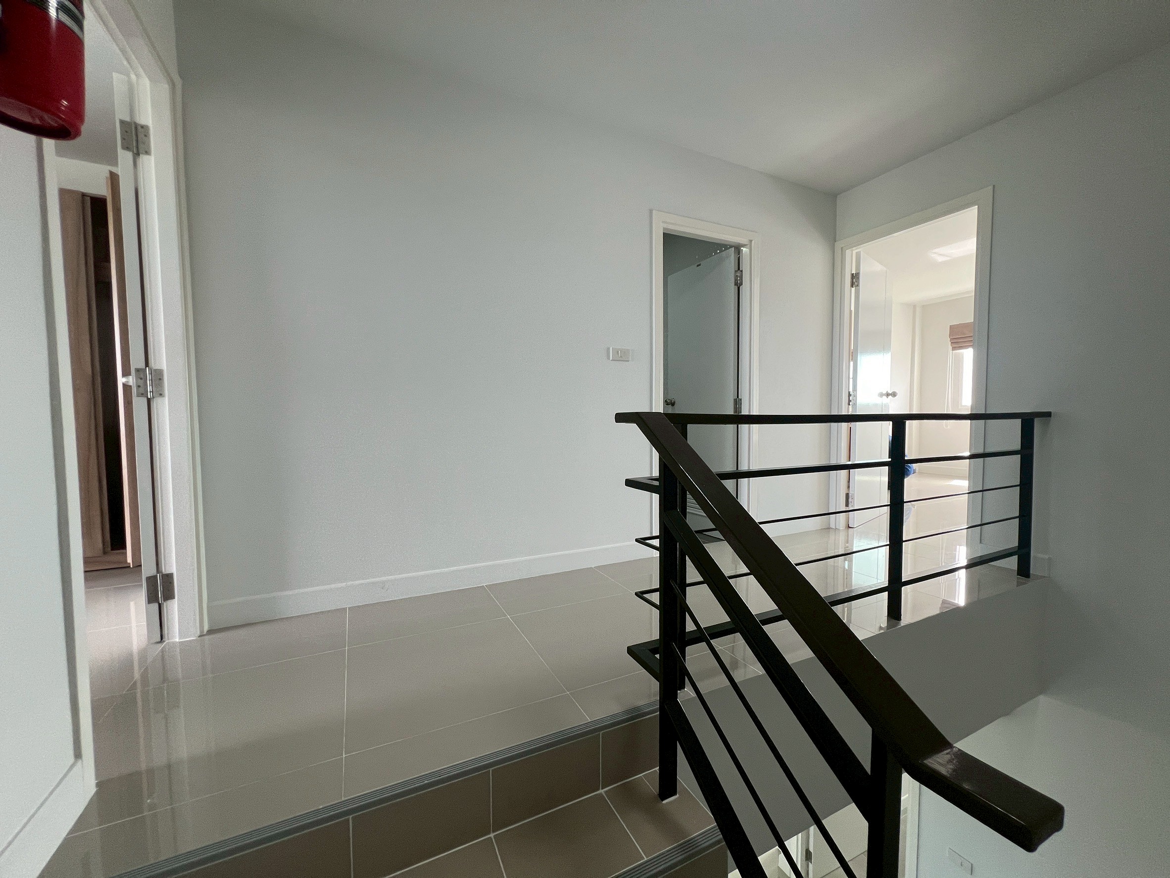 ให้เช่าบ้าน คุณาลัย เวสต์เกท ถนนบ้านกล้วย-ไทรน้อย (รหัสทรัพย์ KC212250)