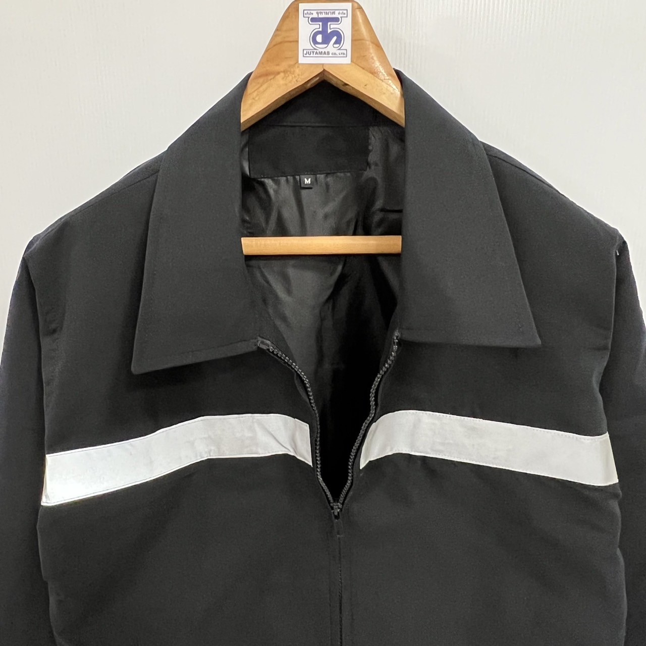 Formal Jacket เสื้อแจ็คเก็ตกึ่งสูทลำลองสีดำ พร้อมแถบสะท้อนแสงคาดอก size M