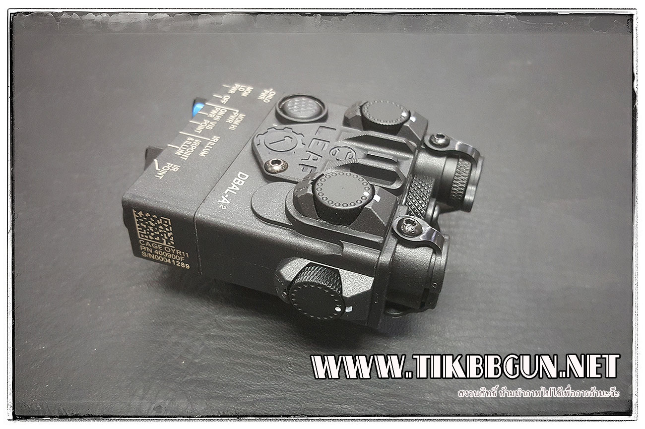 กล่องเลเซอร์ชี้เป้า+ไฟฉาย DBAL-A2 เลเซอร์แสงสีแดง+สวิทช์หางหนู สีดำดิดราง SOTAC