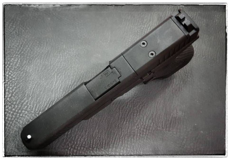 ปืนระบบแก๊สโบลว์แบล็ค รุ่น Glock17 Gen5 MOS สีดำ (SRC) รองรับการติด Red Dot ค่าย Umarex มาร์คกิ้งครบ