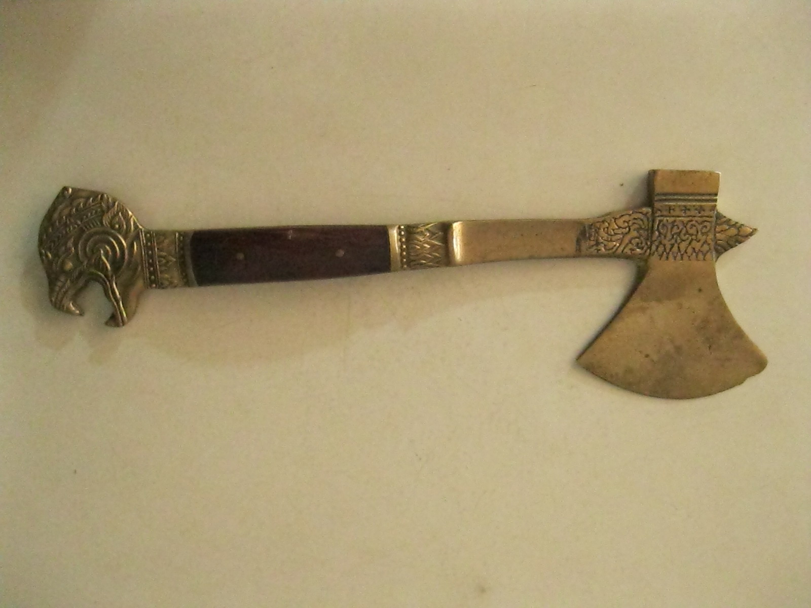 ขวานฟ้าหนุมาน ทองเหลือง (4139)