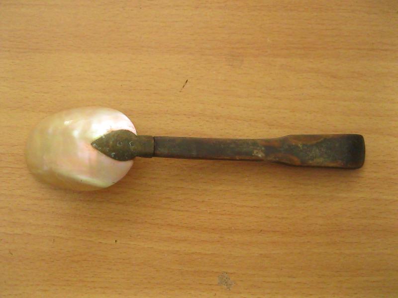ช้อนหอยมุก โบราณ (4335)