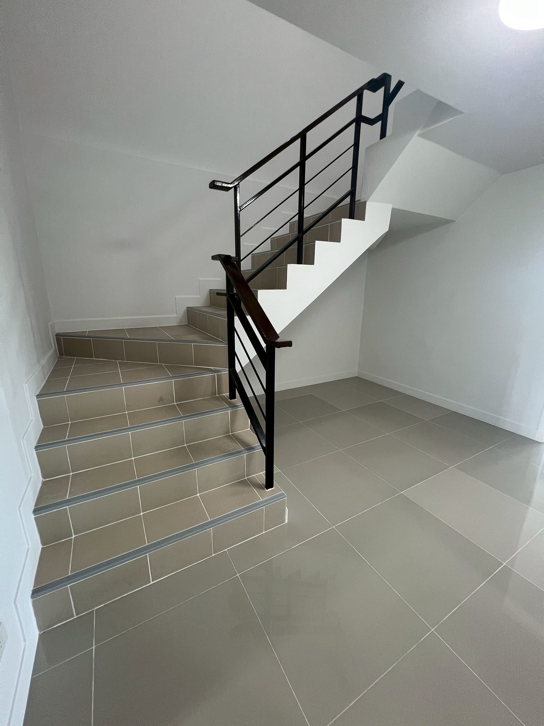 ให้เช่าบ้าน คุณาลัย เวสต์เกท ถนนบ้านกล้วย-ไทรน้อย (รหัสทรัพย์ KC212250)