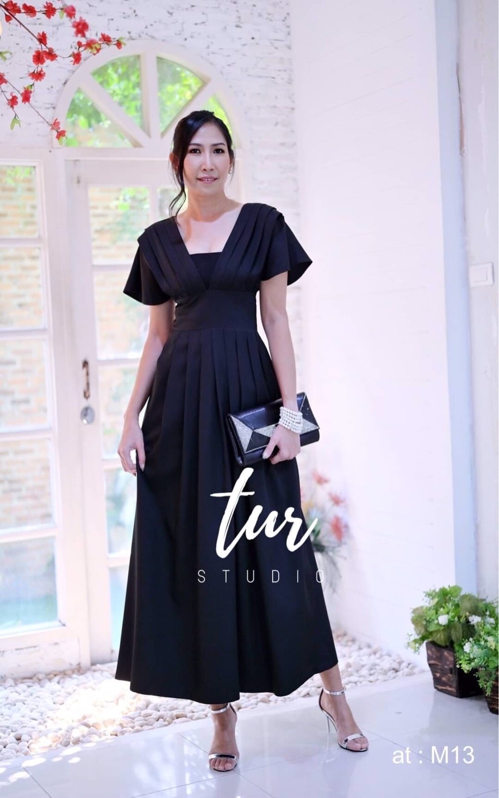 ชุดดำ Maxidress เดรสยาวสีดำคอวี m l