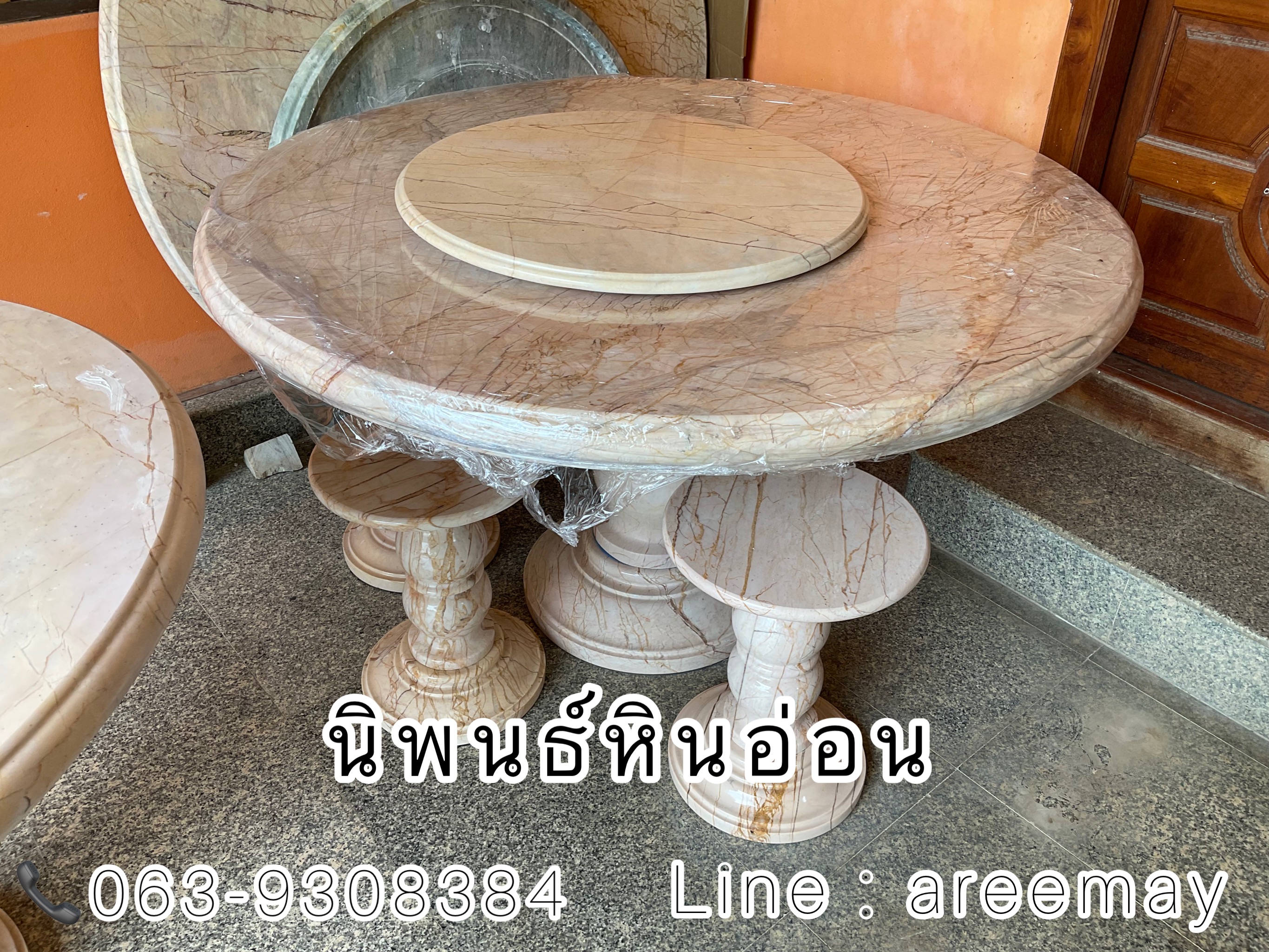 โต๊ะกินข้าวหินอ่อน 120