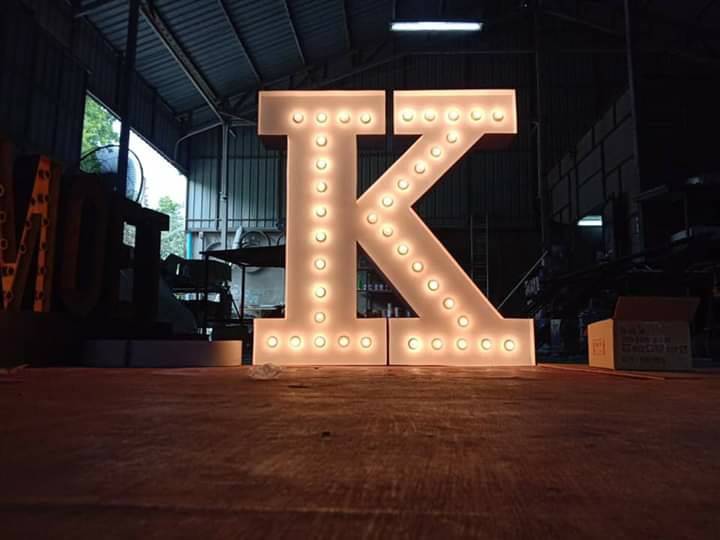 ป้ายไฟปิงปอง - K