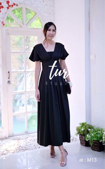 ชุดดำ Maxidress เดรสยาวสีดำคอวี m l