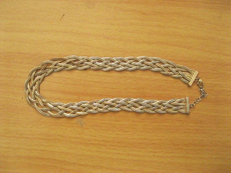 สร้อยคอ (4484)