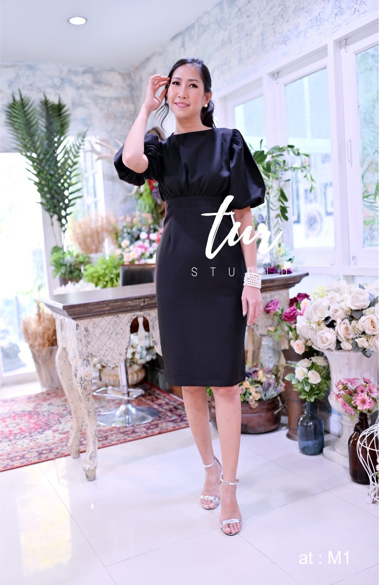 เดรสสีดำ เดรสทรงสวย เรียบหรู s-3xl (ดำแดง)