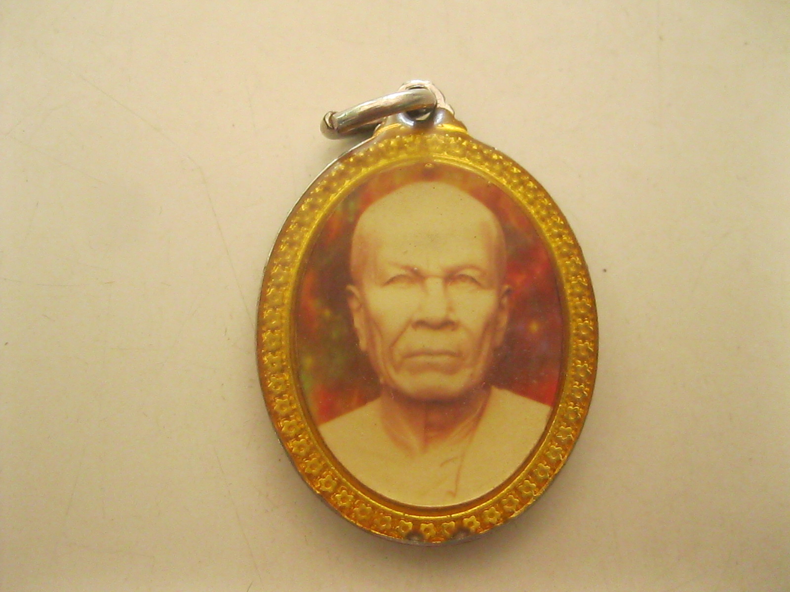 เหรียญล็อกเก็ตหลวงพ่อสด วัดปากน้ำ (125)