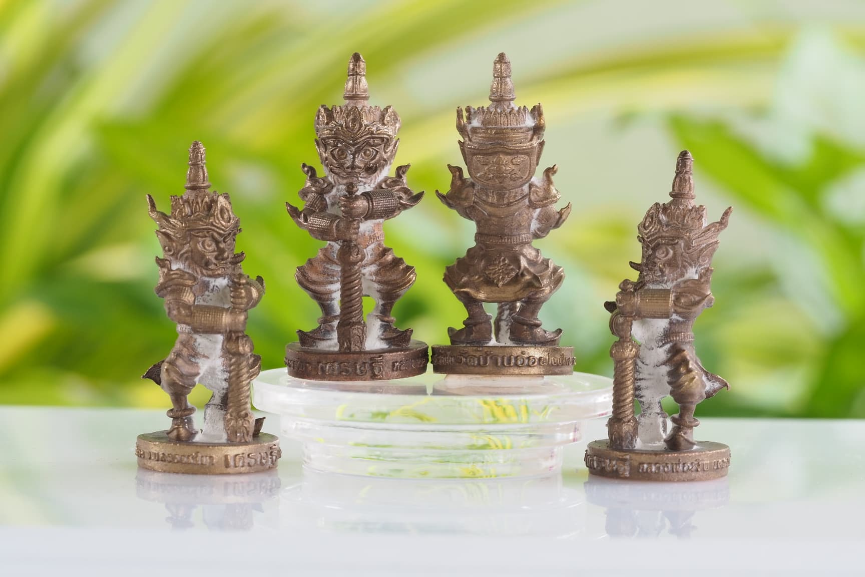 ท้าวเวสสุวรรณ รุ่น เศรษฐีเงินล้าน ขนาดสูง 3.5 ซม. เนื้อสัมฤทธิ์ไม่ปอกผิว หลวงพ่อเงิน วัดบ้านอ้อ จ.นครราชสีมา