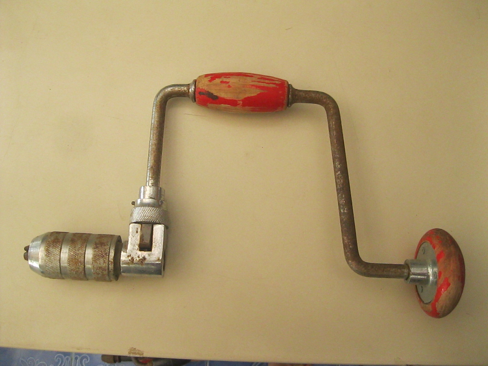 สว่านมือหมุน (4703)