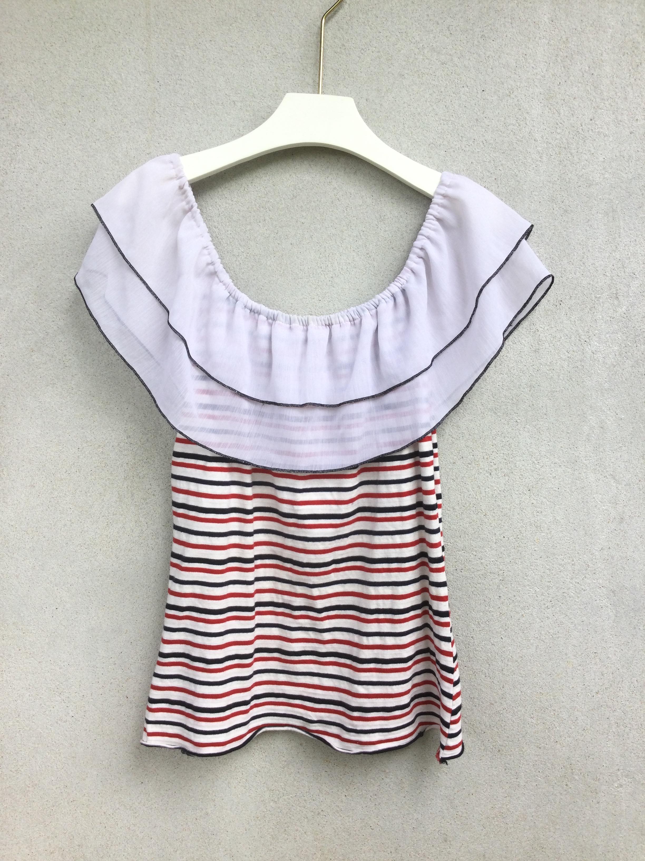 เสื้อยืดลายริ้ว คอปาดระบาย2ชั้น ใส่ได้หลายแบบ