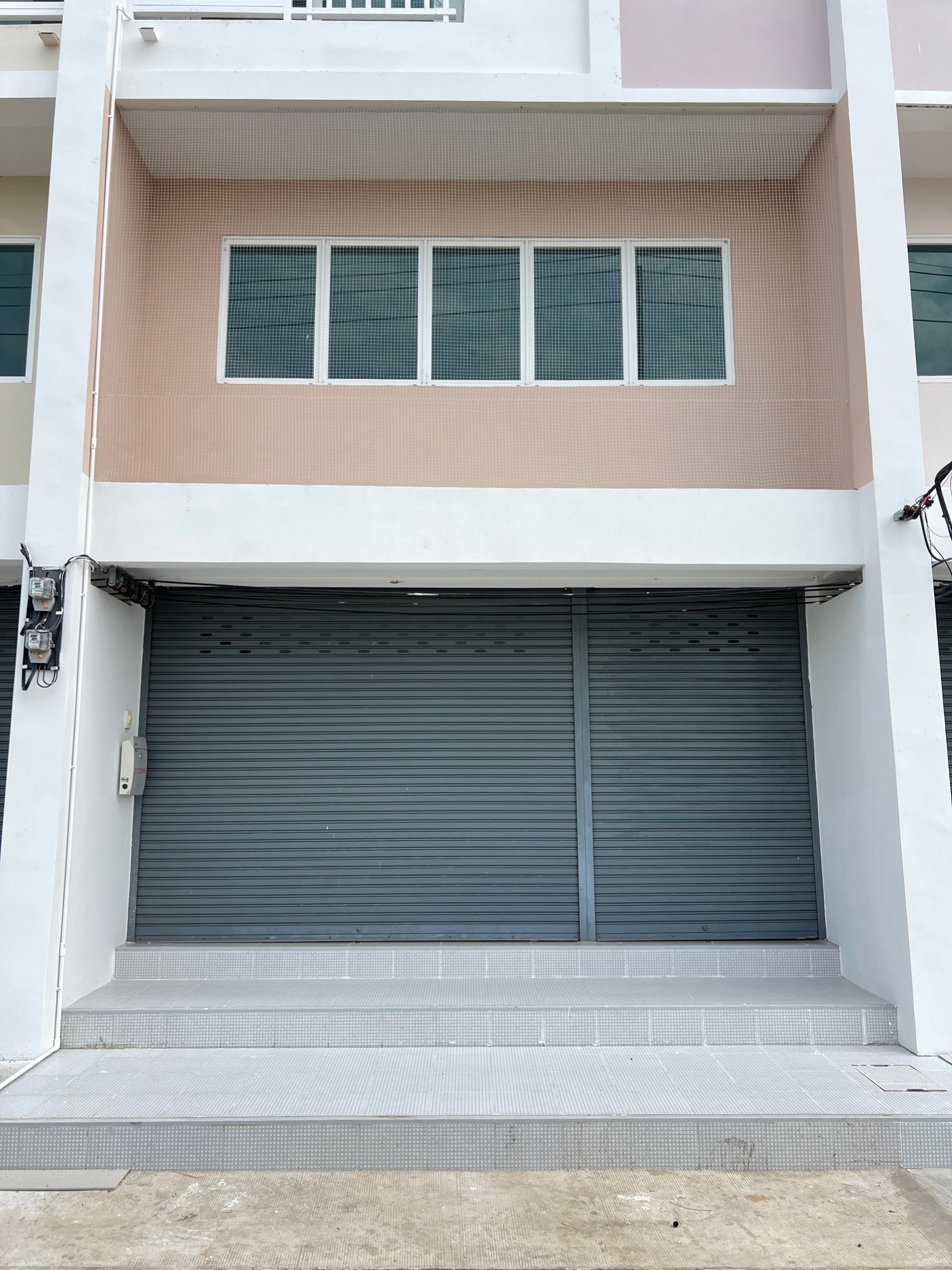 ให้เช่าบ้าน คุณาลัย เวสต์เกท ถนนบ้านกล้วย-ไทรน้อย (รหัสทรัพย์ KC212249)