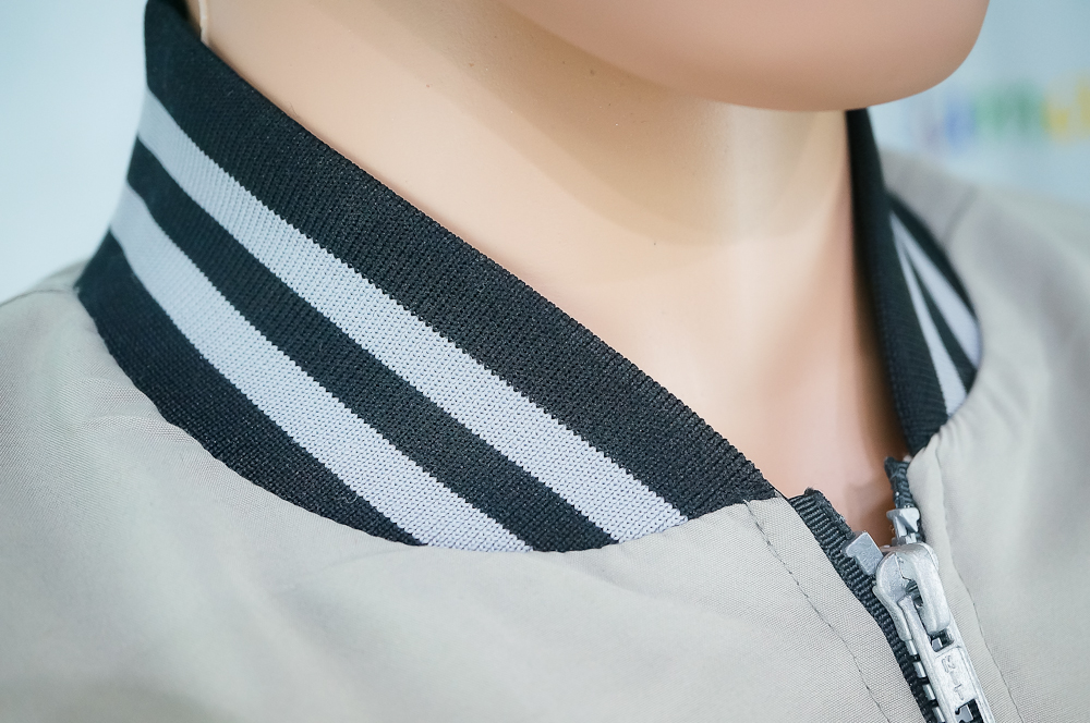 College Jacket 10 เสื้อแจ็คเก็ตสีกากีสไตล์วัยรุ่น