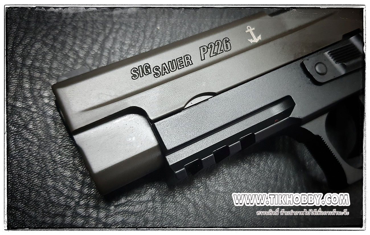 ปืน SIG Sauer P226 MK25 สีดำ ลายลิขสิทธิ์แท้