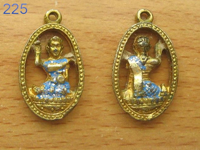 เหรียญนางกวักเรียกทรัพย์ มหาเสน่ห์ (รหัส225)