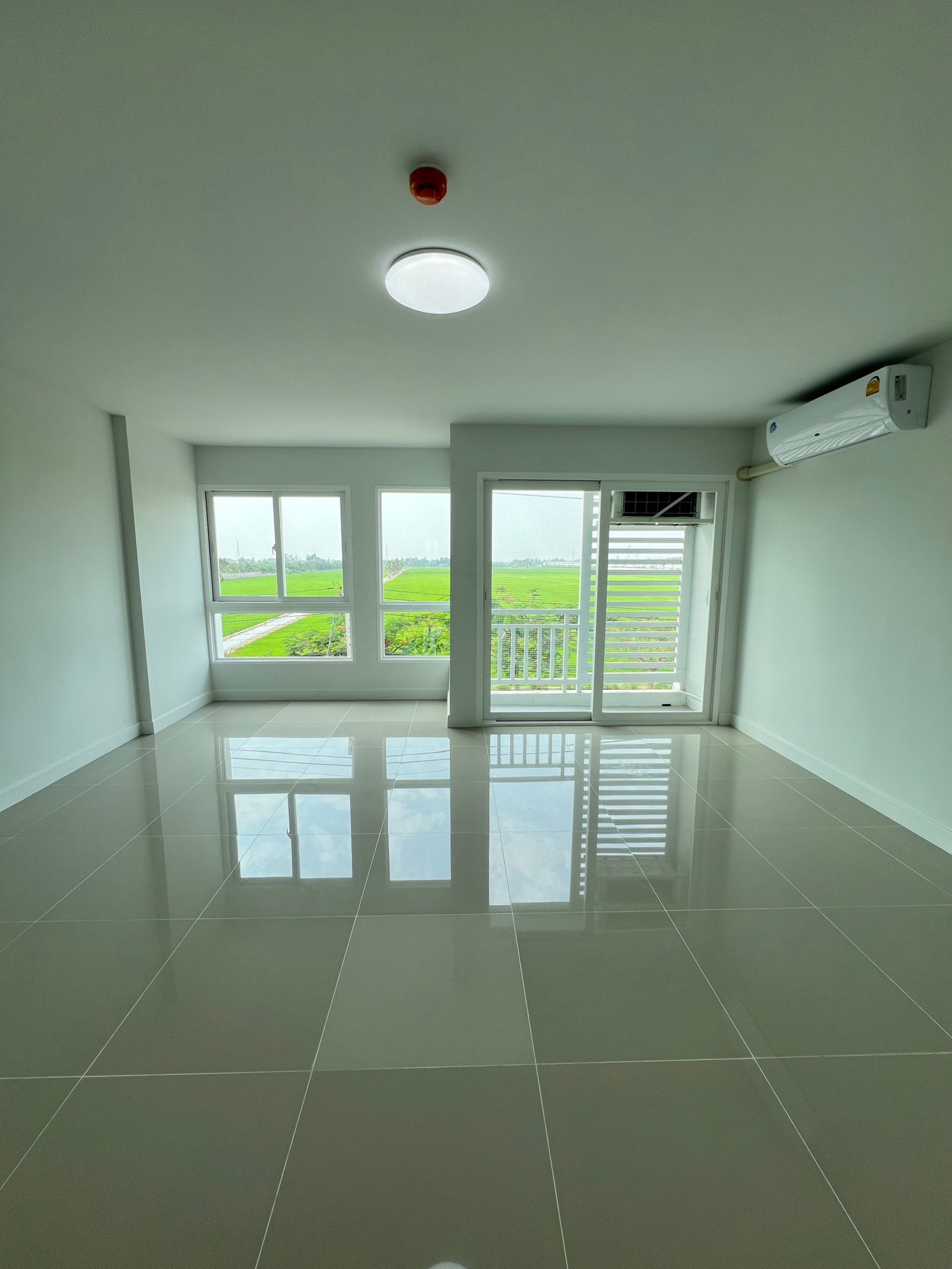 ให้เช่าบ้าน คุณาลัย เวสต์เกท ถนนบ้านกล้วย-ไทรน้อย (รหัสทรัพย์ KC212249)