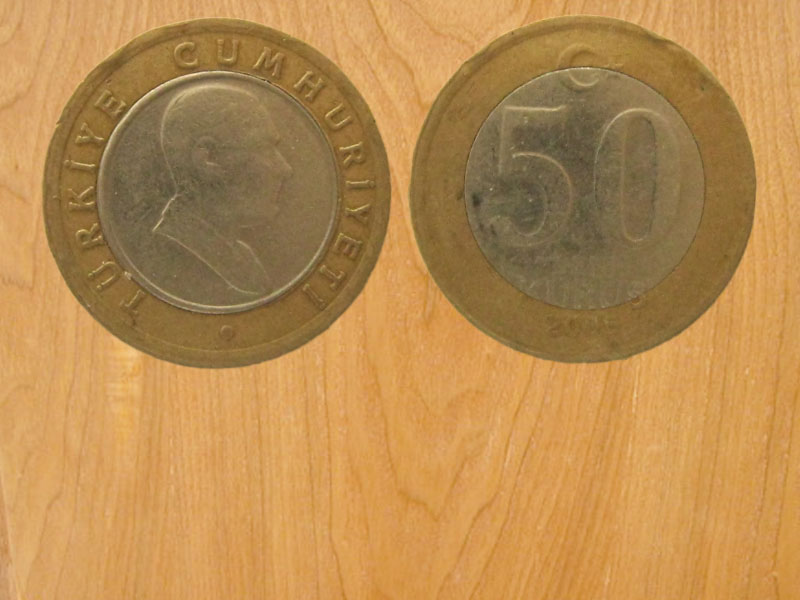 เหรียญต่างประเทศ เหรียญสะสม 2สี ปี 2005 (3408)