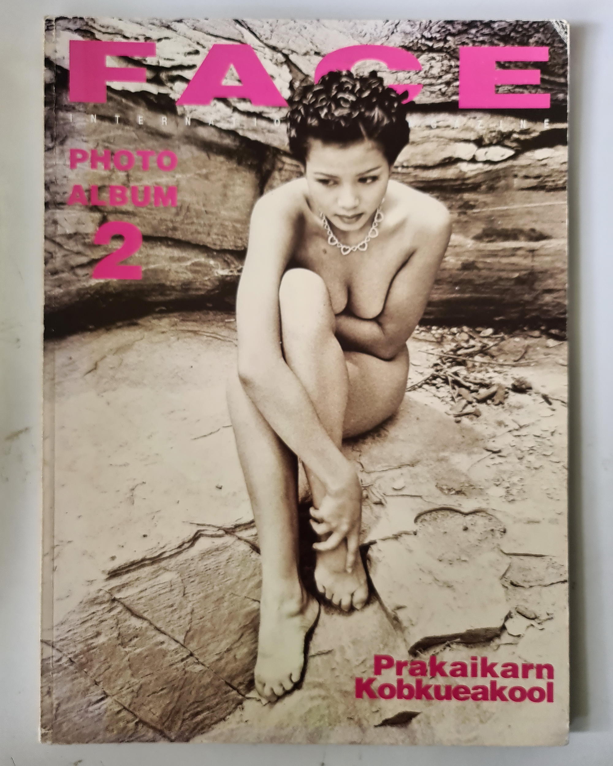 นิตยสาร Face Photo Album Issue.2 Prakaikarn Kobkueakool